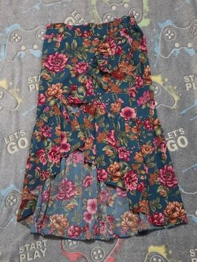 Teal Floral High-Low Tiered Skirt